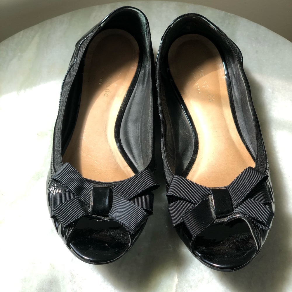 Kate Spade Sassy Felice Patent Bow PeepToe Flat 8